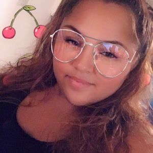 Meet your Posher, Katherine